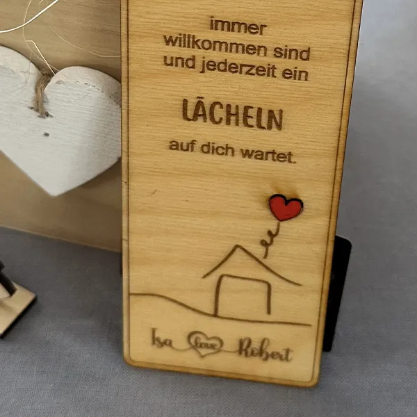 Individueller Geschenkanhaenger mit Namen